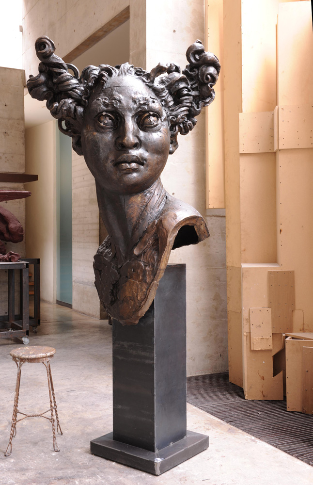 BRONCE