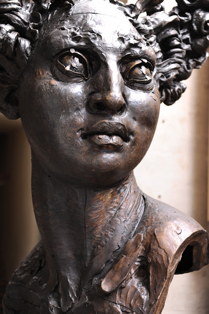BRONCE